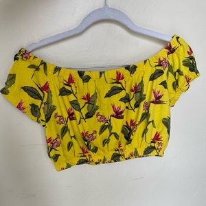 Forever 21 Foral Off the shoulders top